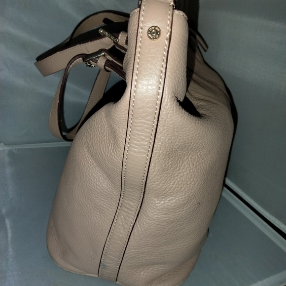 DKNY extra large tan Pebble leather purse tote - Picture 8 of 15